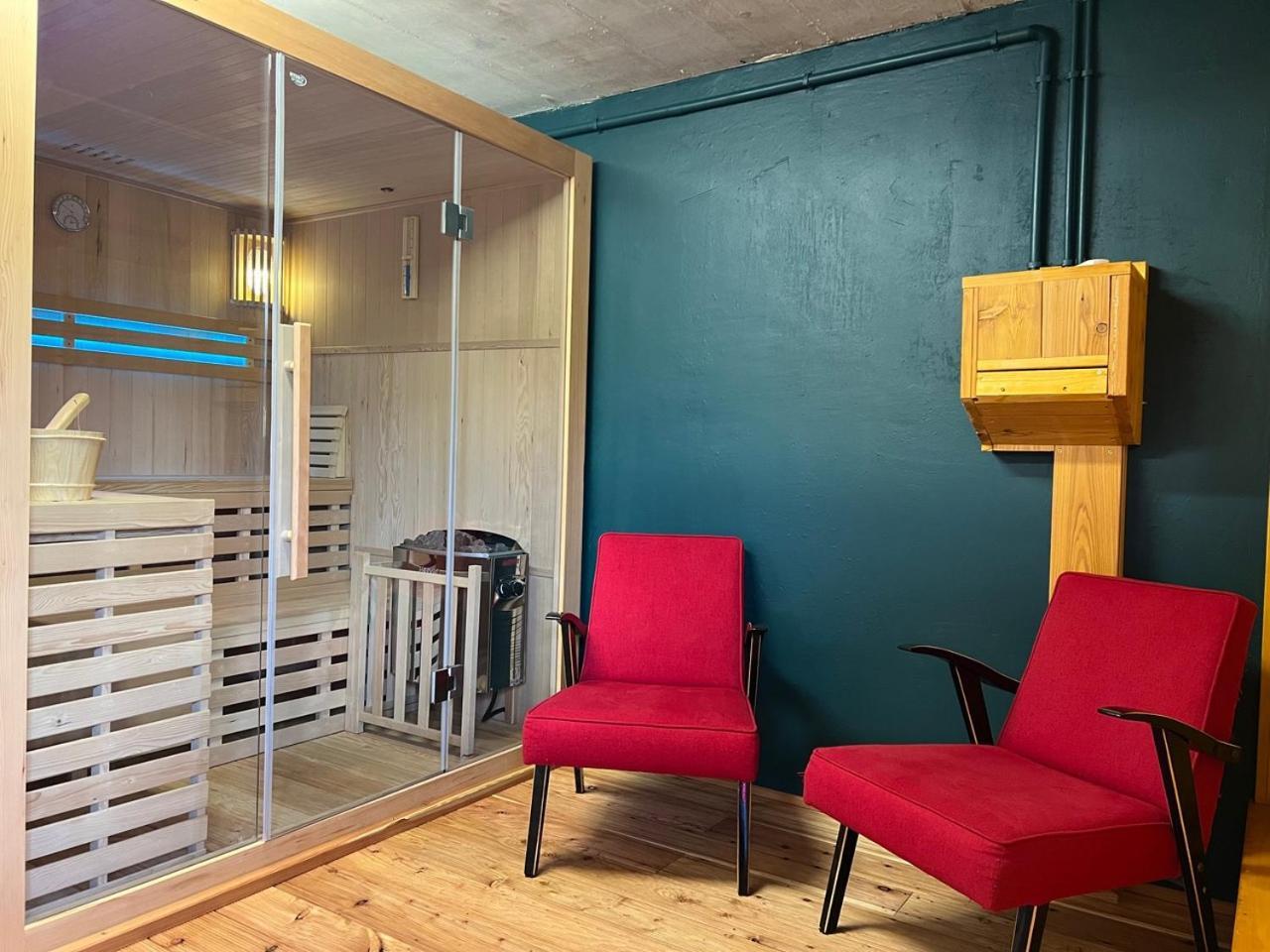 Houten Vakantiewoning "Reisnaarpolen" Royaal Ontbijt, Sauna En Hottub Czarna Góra Exterior foto